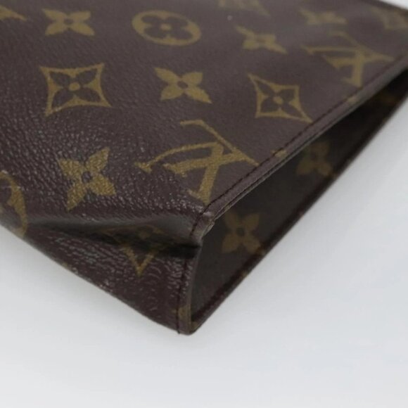 LOUIS VUITTON Monogram Poche Toilette 15 Pouch - Picture 14 of 16